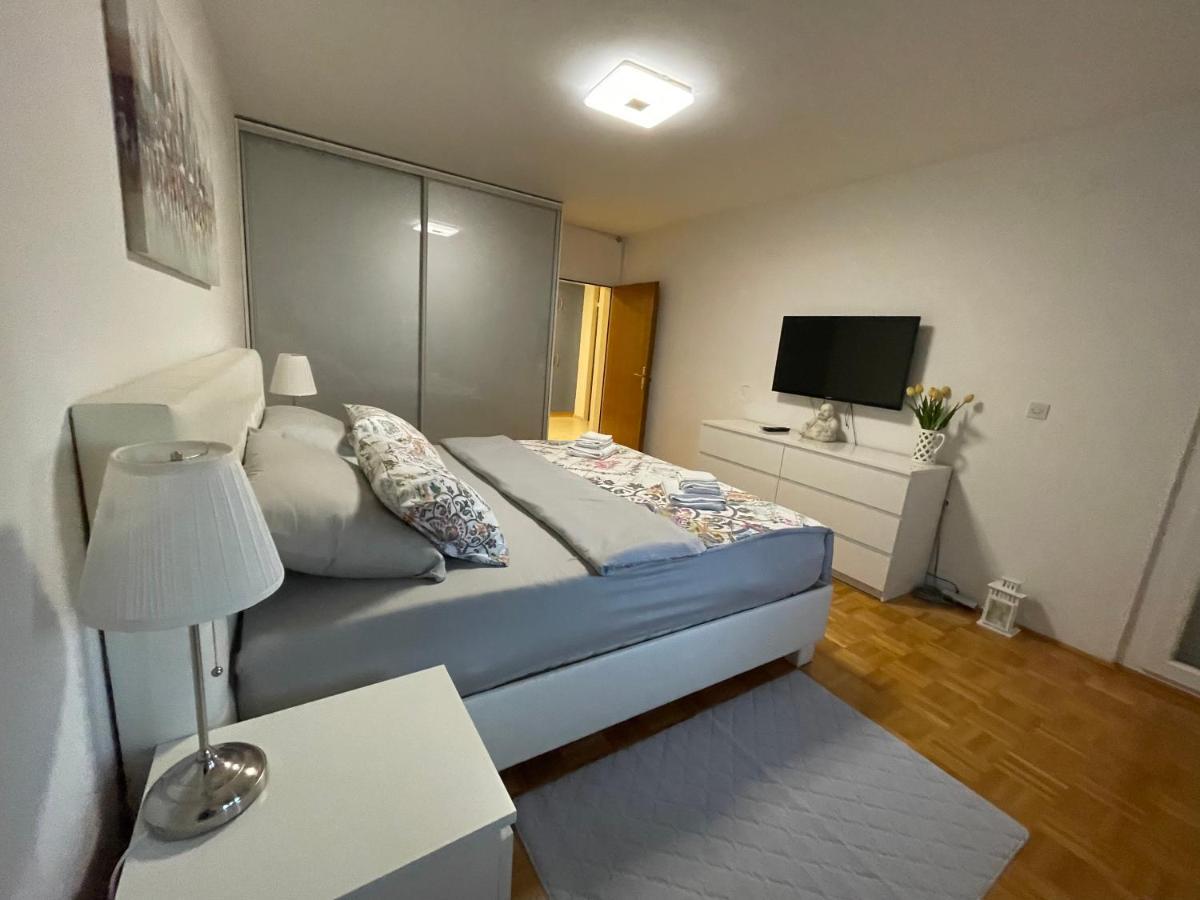 Dis Apartment Varazdin Exterior photo