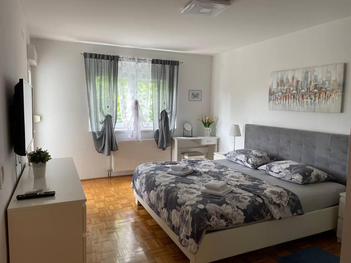 Dis Apartment Varazdin Exterior photo